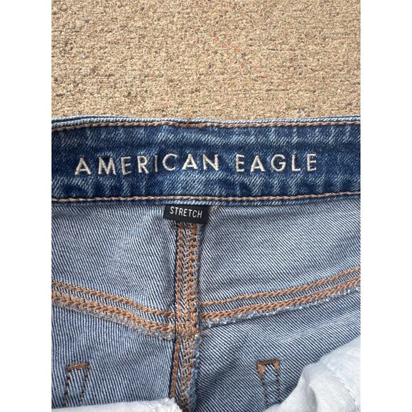 American Eagle Women’s Size 8 Distressed Dark Wash Denim Short Shorts - Picture 2 of 8